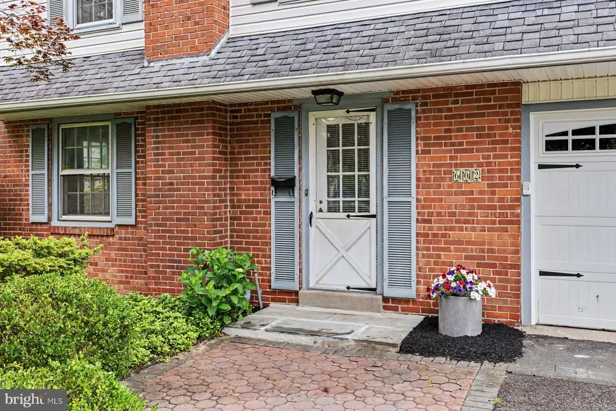 602 Meadow Ln, Oreland, PA 19075 - #3