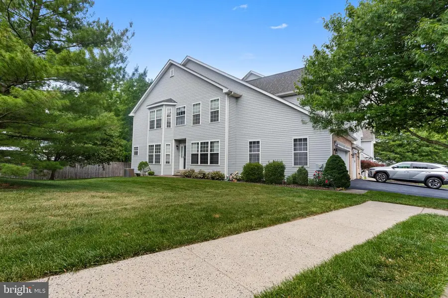 1030 Greenes Way Cir, Collegeville, PA 19426 - #2
