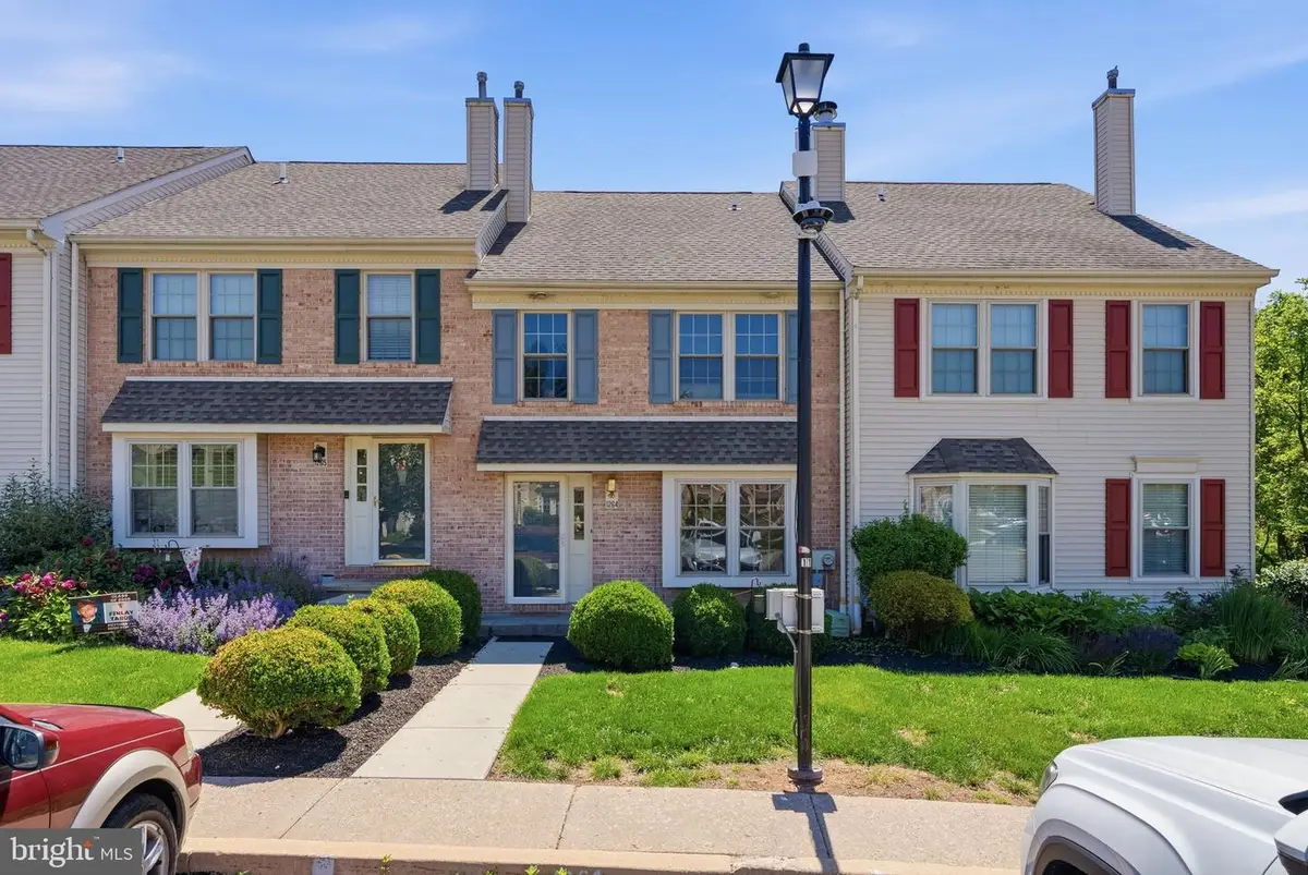 1264 Maple Glen Cir, Pottstown, PA 19464 - #1