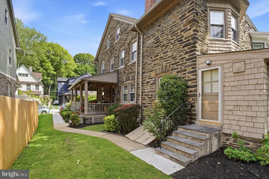 106 Elmwood Ave, Narberth, PA 19072 - #3