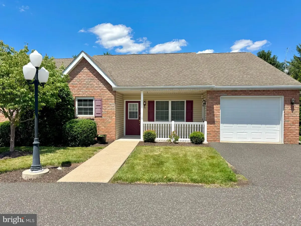 36 Ellen Cir, Pottstown, PA 19464 - #1