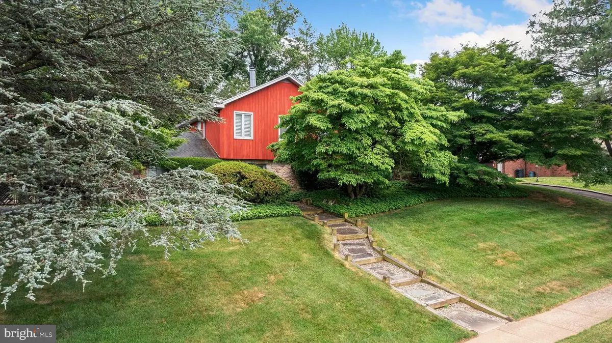 3809 Midvale Ln, Huntingdon Valley, PA 19006 - #1