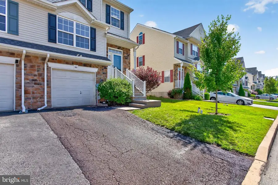 323 Glenn Rose Cir, King Of Prussia, PA 19406 - #2