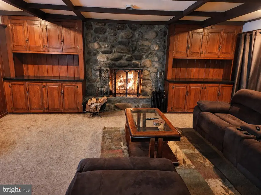 8814 Tyson Rd, Wyndmoor, PA 19038 - #2