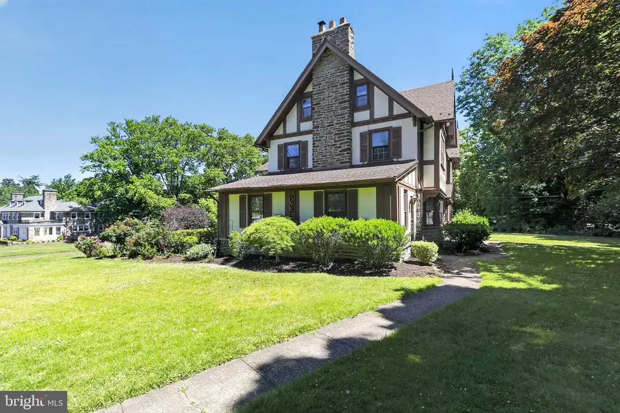 1 Latham Park, Elkins Park, PA 19027 - #2