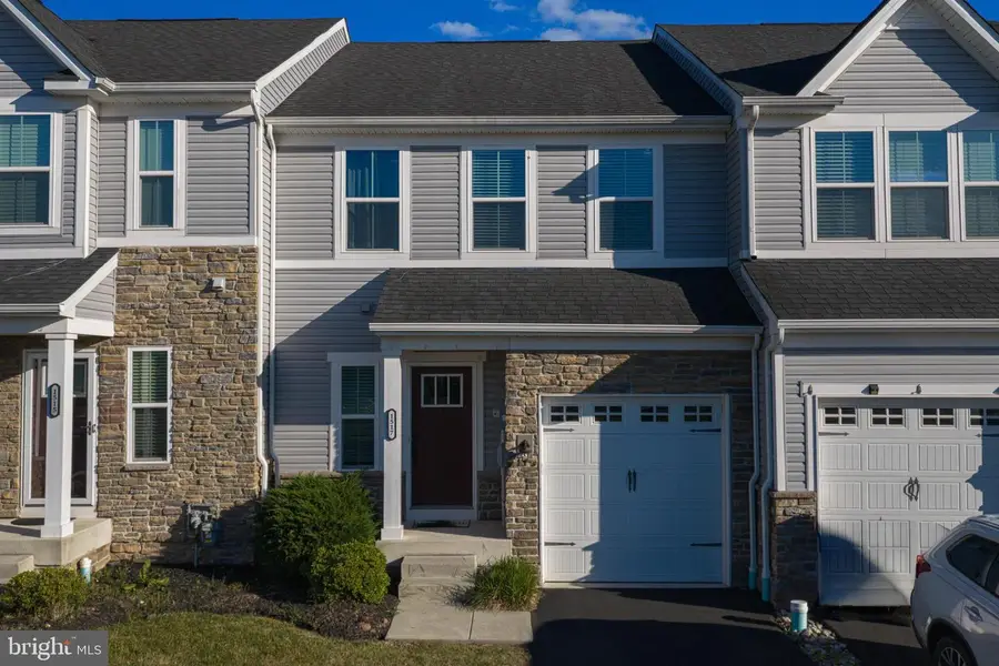 1517 Emily Ct, Hatfield, PA 19440 - #2