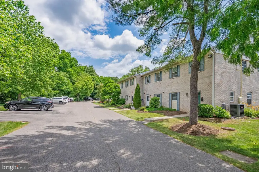 104 Hampstead Dr, Ambler, PA 19002 - #3