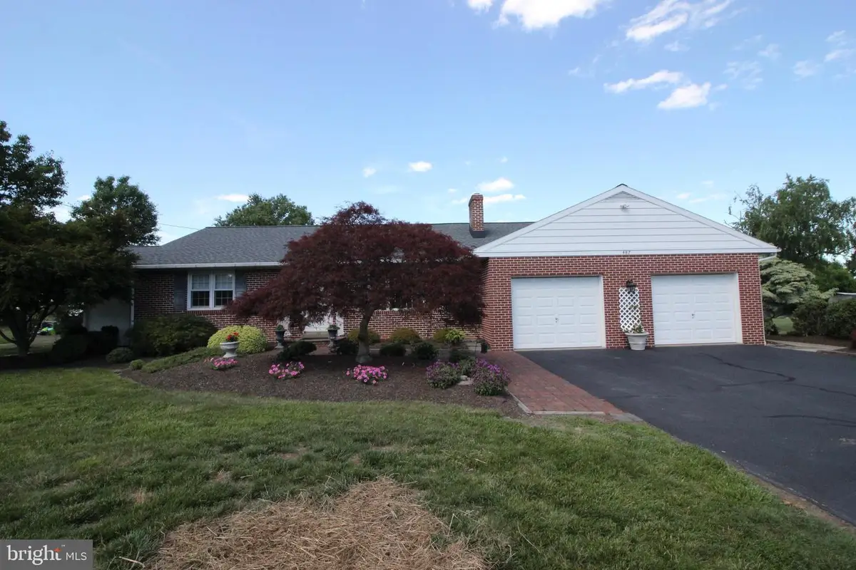 487 Schoolhouse Rd, Harleysville, PA 19438 - #1