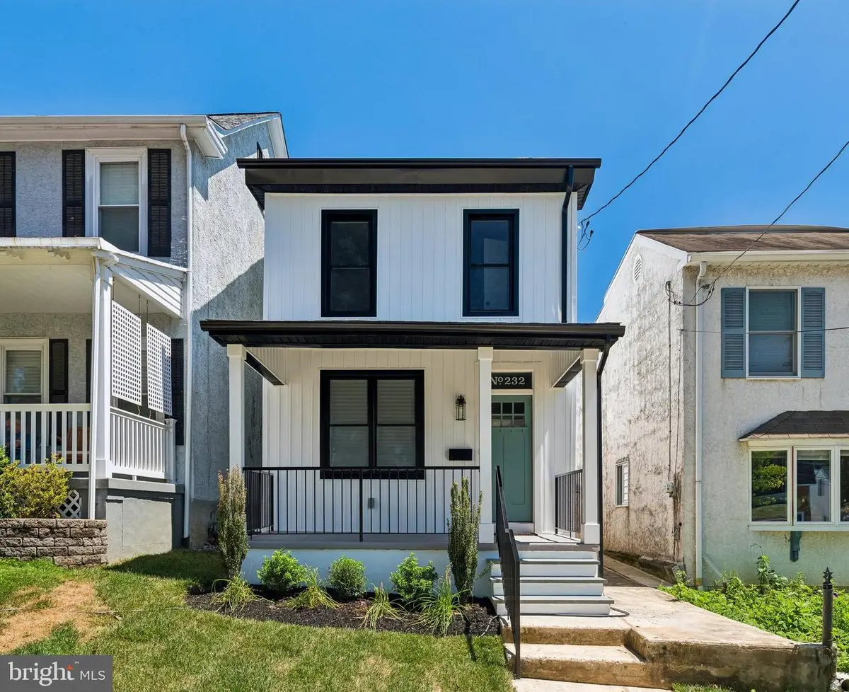 232 E 6th Ave, Conshohocken, PA 19428 - #1