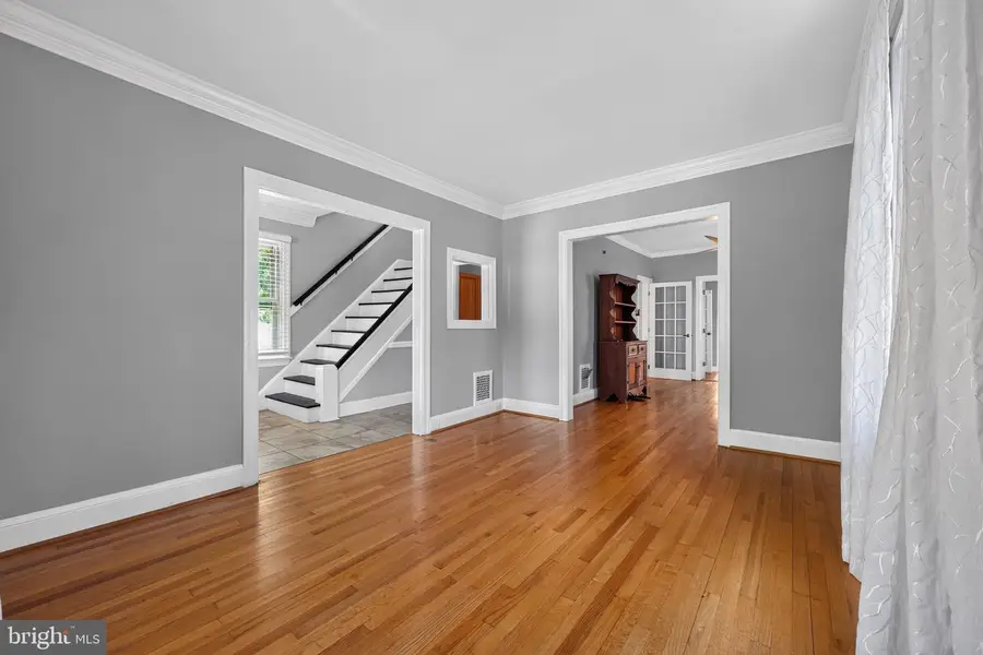 417 Summit Ave, Fort Washington, PA 19034 - #2