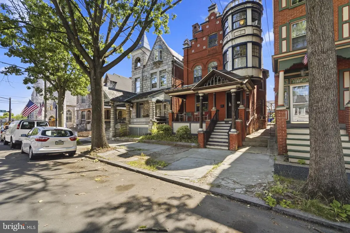 170 N Hanover St, Pottstown, PA 19464 - #1