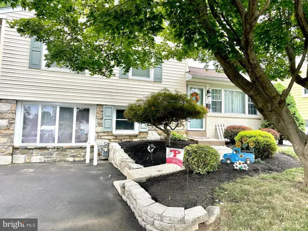 407 Goodwin Rd, HATBORO, PA 19040