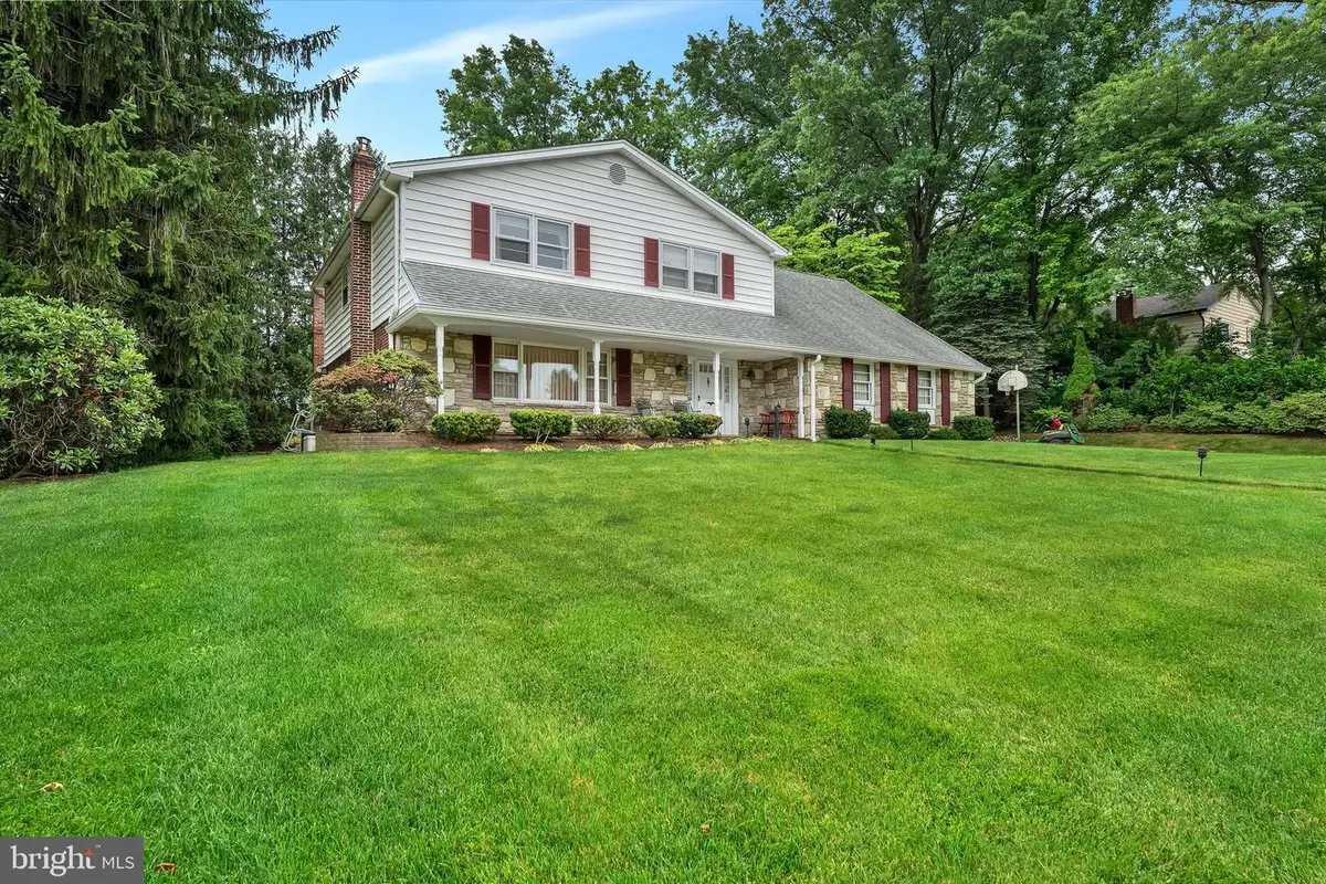 3731 Marquis Ln, Huntingdon Valley, PA 19006 - #1