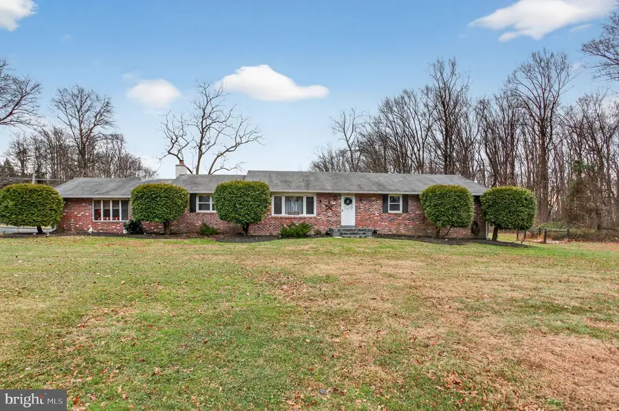 1637 Dillon Rd, Ambler, PA 19002 - #3