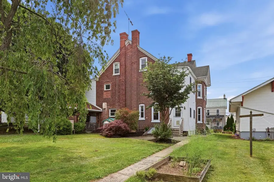 127 W Fourth St, East Greenville, PA 18041 - #3