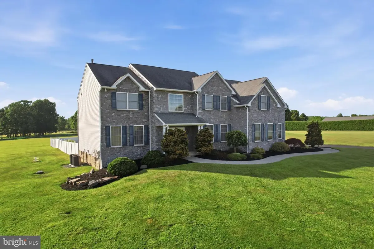 527 Fagleysville Rd, Perkiomenville, PA 18074 - #1