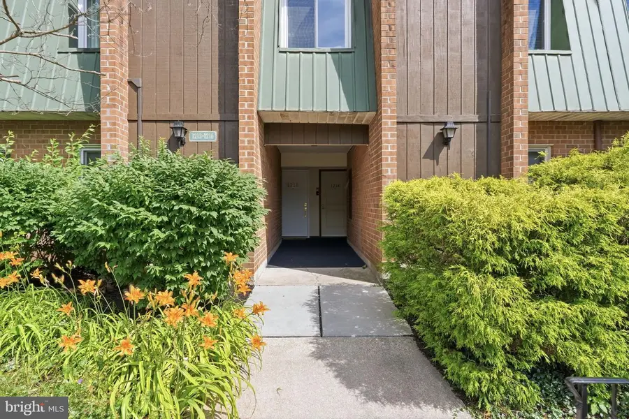 1214 Meadowview Ln #1214, Monterey Clare, PA 19453 - #3