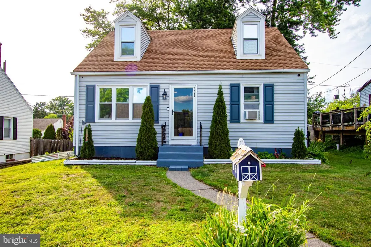 667 Beechwood Ave, Pottstown, PA 19464 - #1