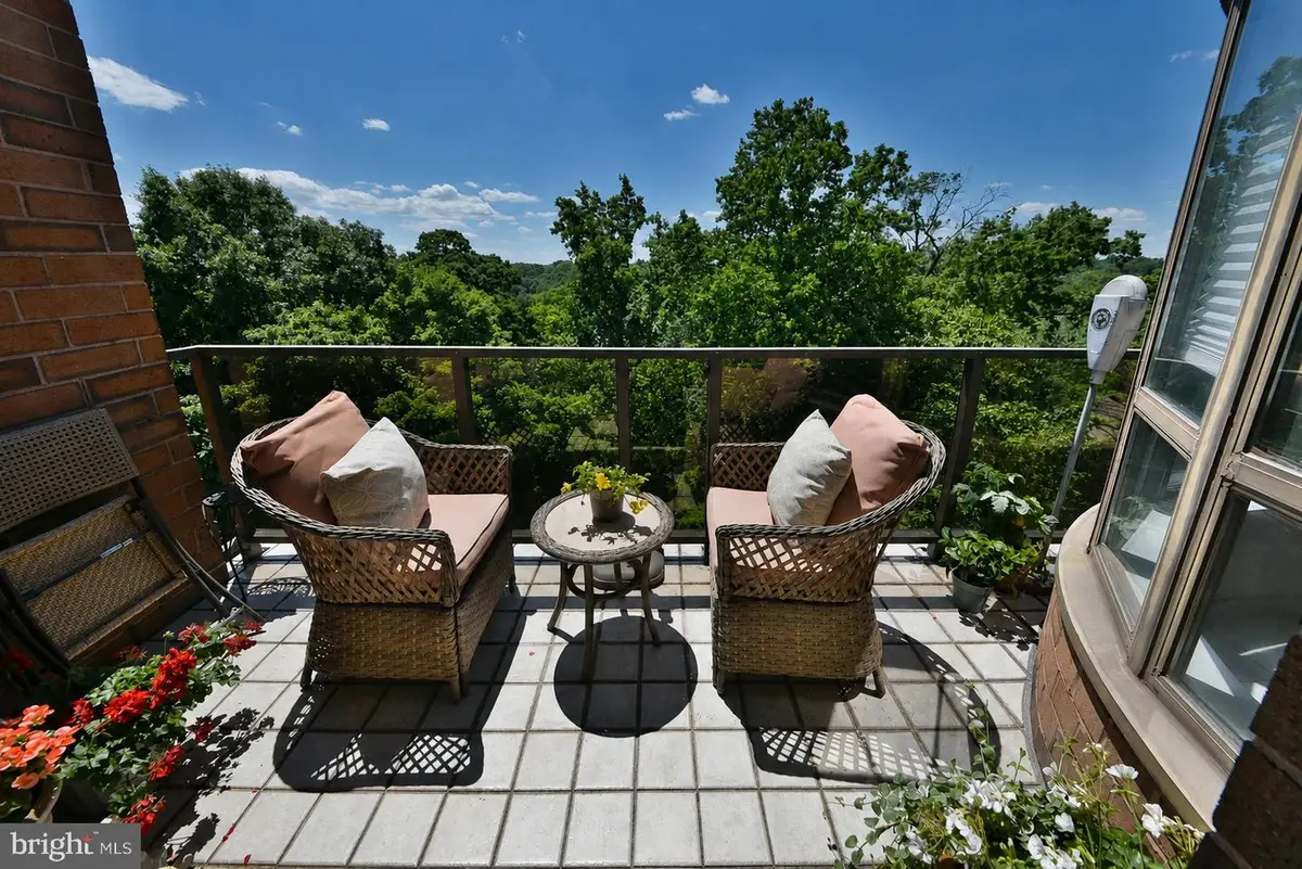 100 Breyer Dr #6-c, Elkins Park, PA 19027 - #1