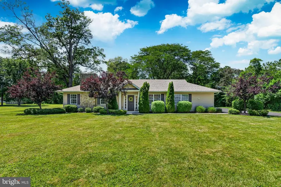246 Oak Park Rd, Hatfield, PA 19440 - #2