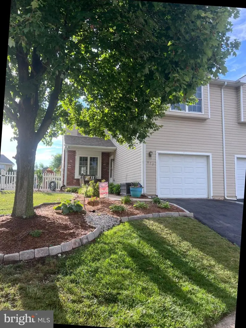 677 Honeysuckle Way, Pennsburg, PA 18073 - #1
