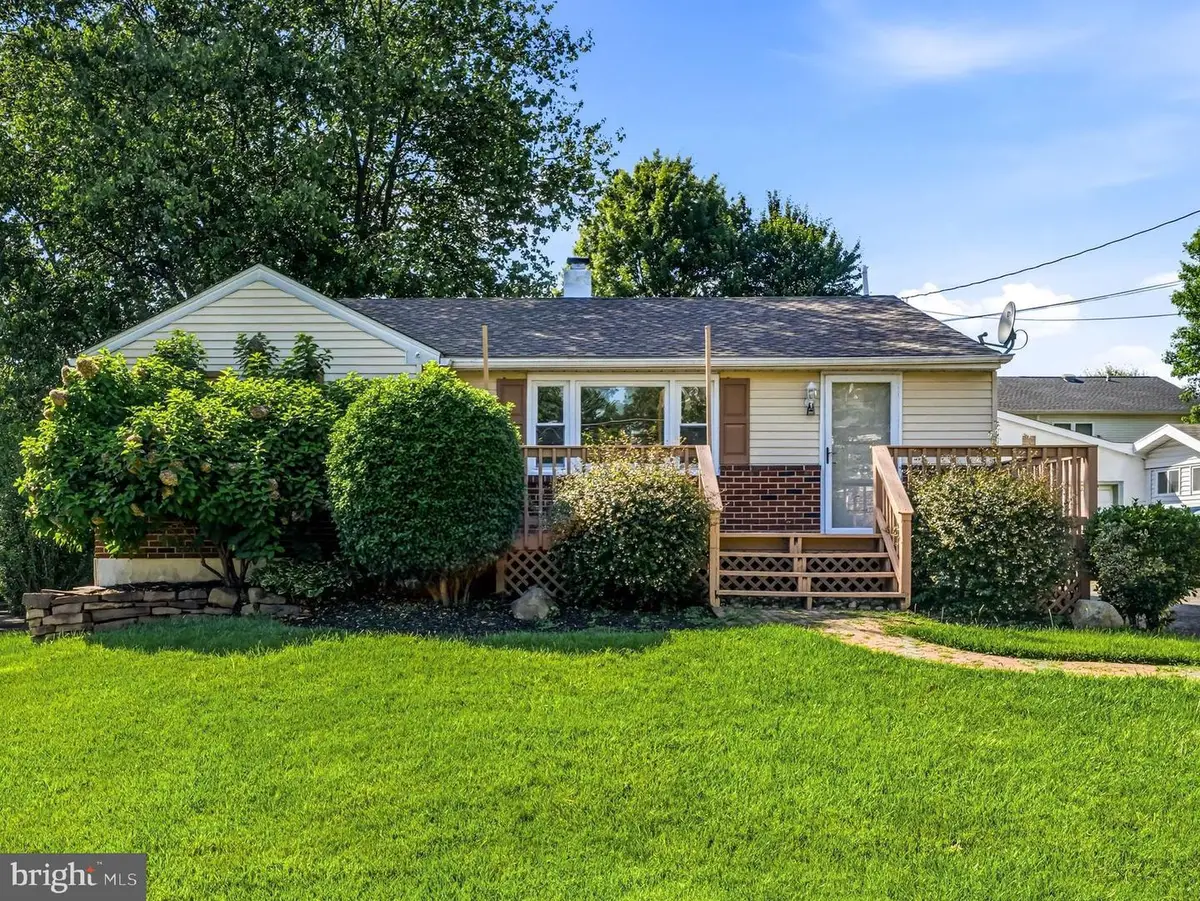 234 Garden Ave, Horsham, PA 19044 - #1