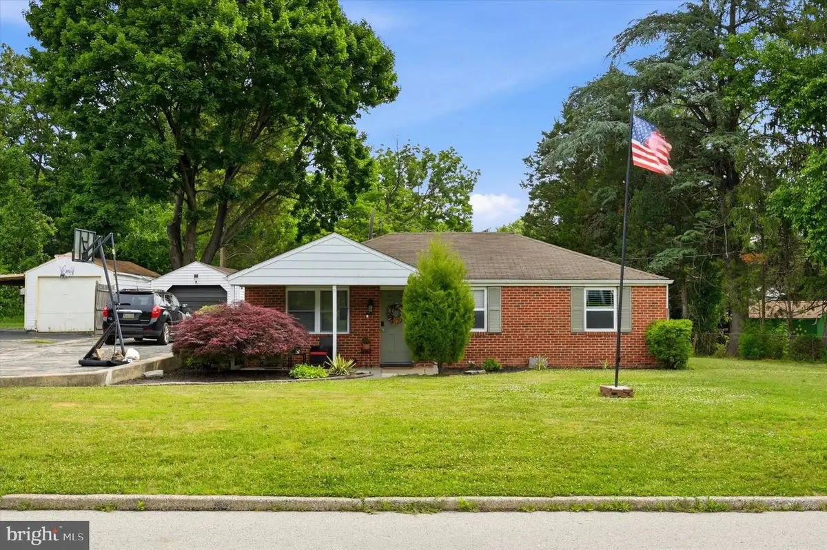 837 Woodbrook Ln, Plymouth Meeting, PA 19462 - #1