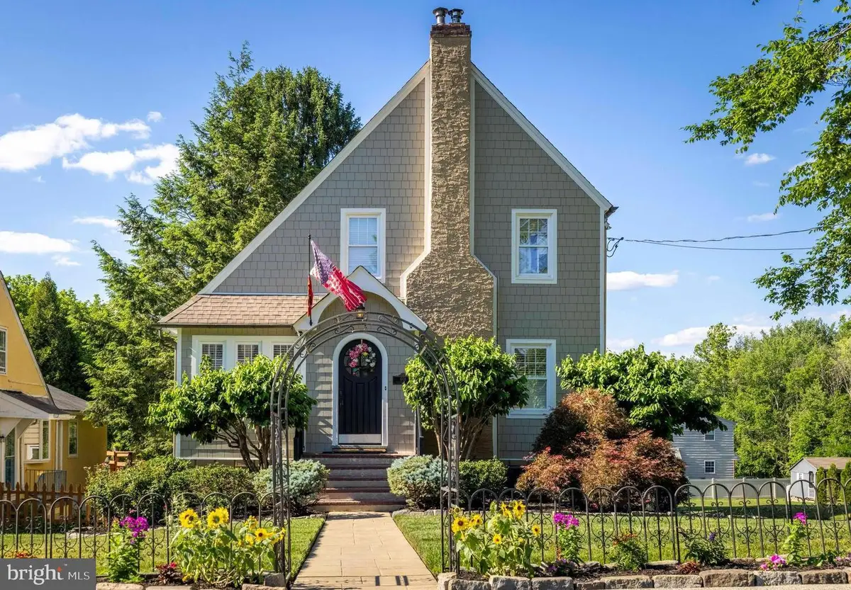 608 Randolph Ave, Fort Washington, PA 19034 - #1