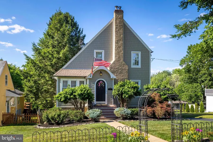 608 Randolph Ave, Fort Washington, PA 19034 - #3
