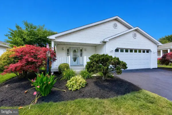 605 Village Way, ROYERSFORD, PA 19468