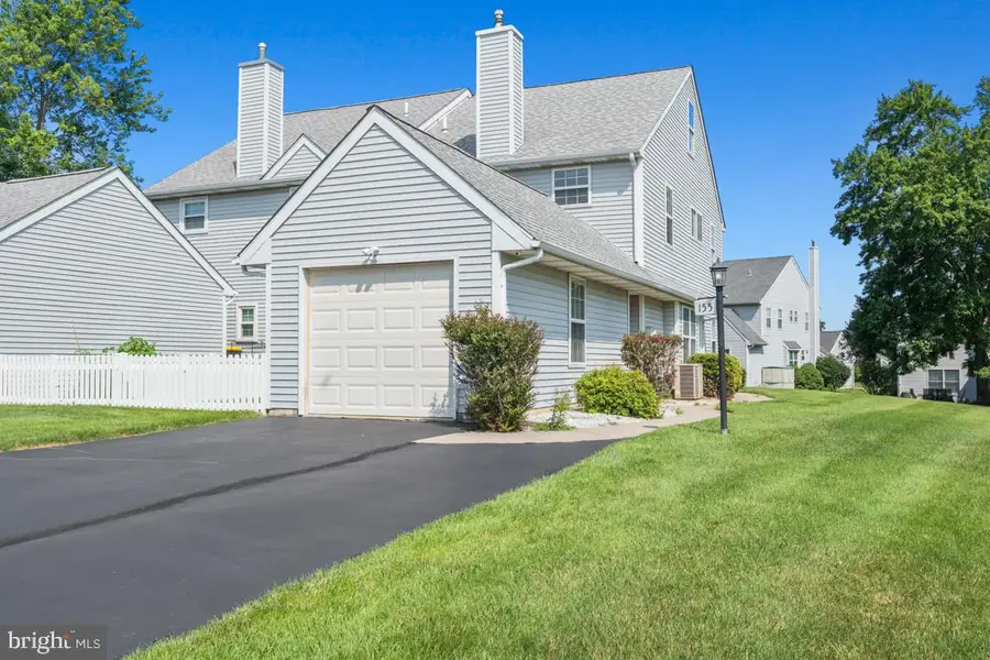 155 Dawn Dr, Lansdale, PA 19446 - #2