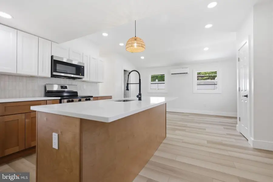 819 Center Ave, Collegeville, PA 19426 - #3