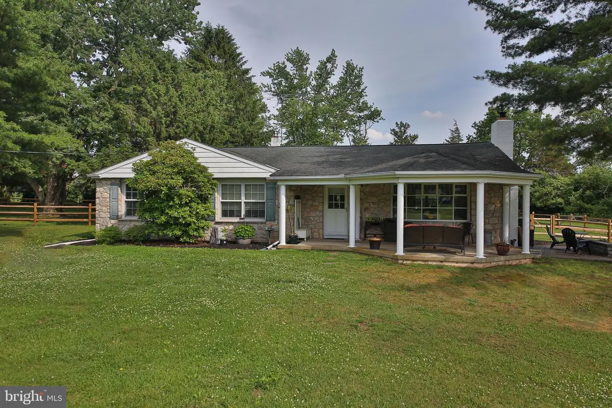 2850 Thompson Rd, Harleysville, PA 19438 - #1