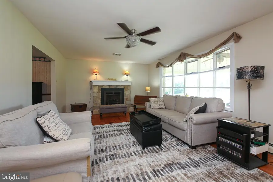 2850 Thompson Rd, Harleysville, PA 19438 - #3