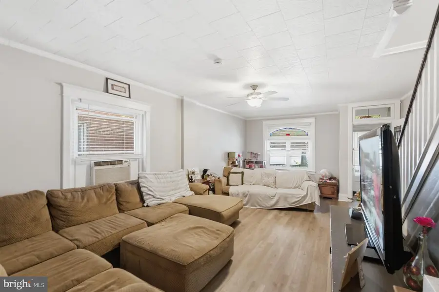 171 N York St, Pottstown, PA 19464 - #2