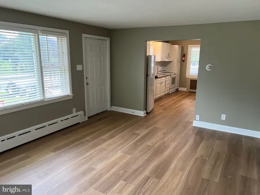 220 Glasgow St, Pottstown, PA 19464 - #3