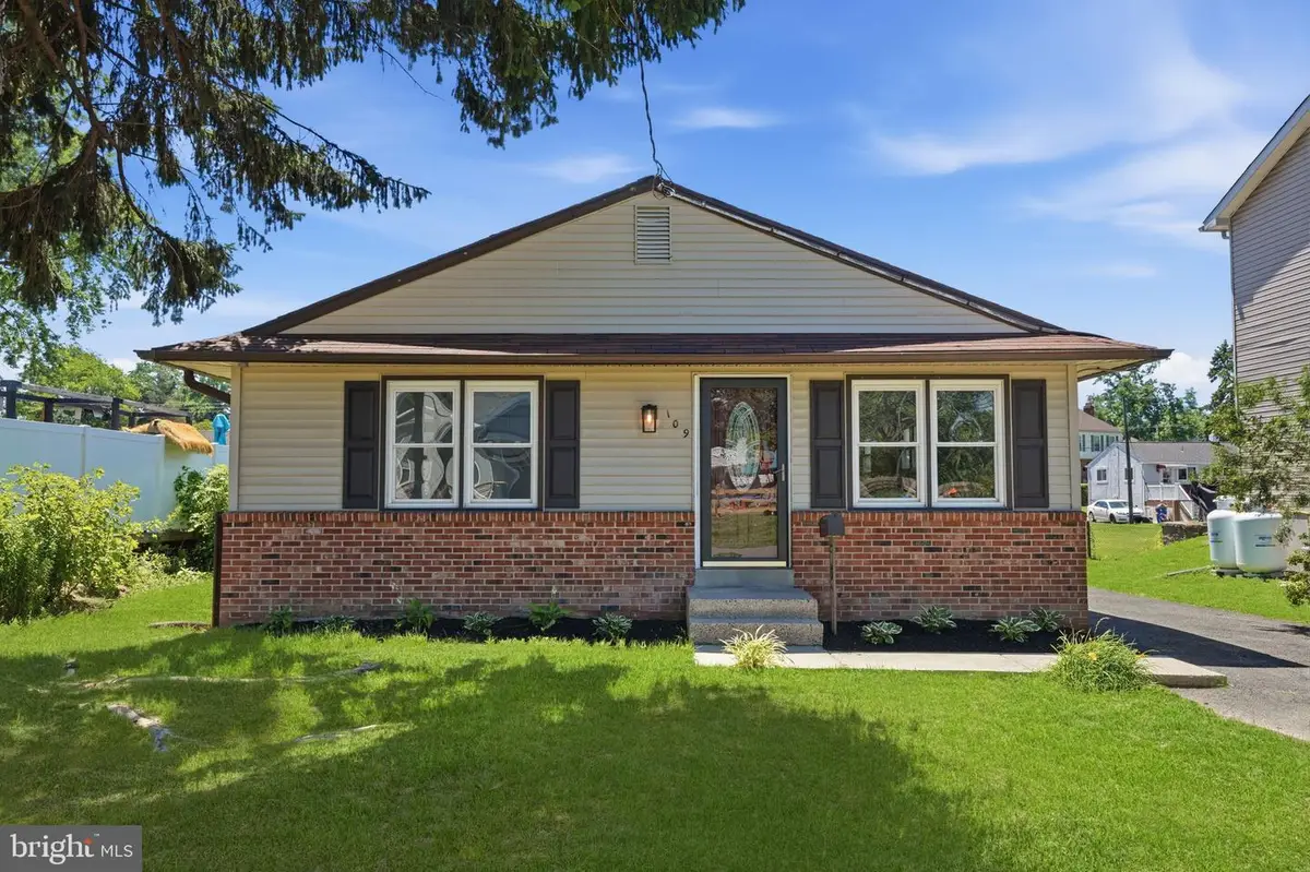 109 Castello Ave, Hatboro, PA 19040 - #1