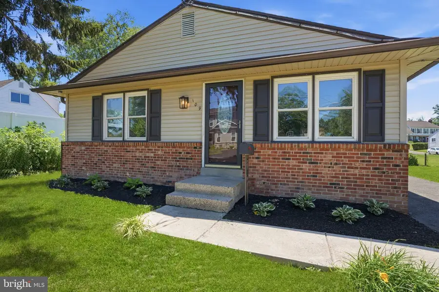 109 Castello Ave, Hatboro, PA 19040 - #3