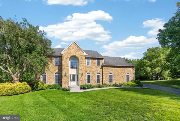 114 Memory Ln, TELFORD, PA 18969