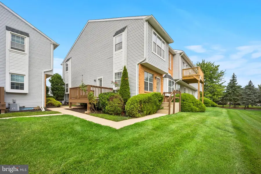 307 Wendover Dr, Norristown, PA 19403 - #3