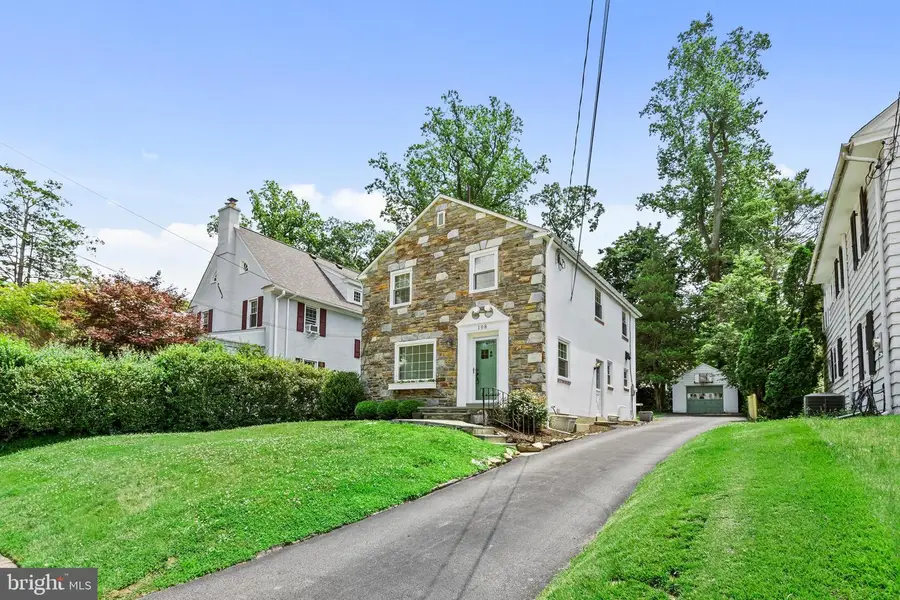 108 E Waverly Rd, Wyncote, PA 19095 - #2
