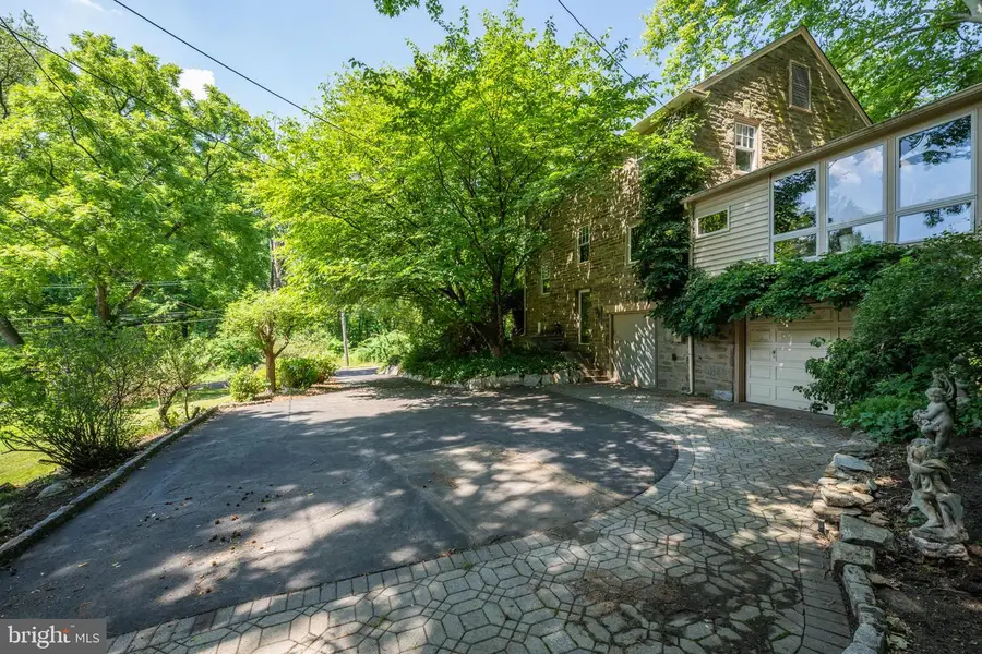 495 Byberry Rd, Huntingdon Valley, PA 19006 - #2