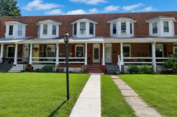 64 W Lincoln Ave, HATFIELD, PA 19440