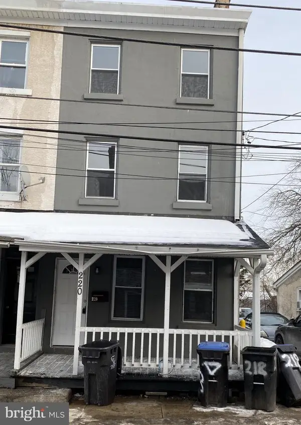 220 Pearl St, NORRISTOWN, PA 19401
