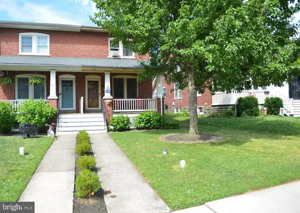 429 Perkiomen Ave, LANSDALE, PA 19446