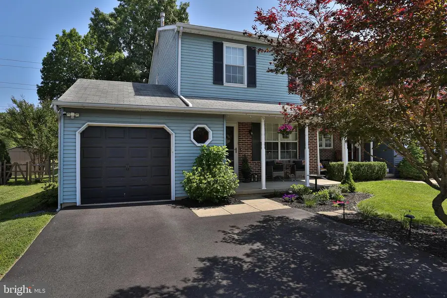 52 Wynmere Dr, Horsham, PA 19044 - #2