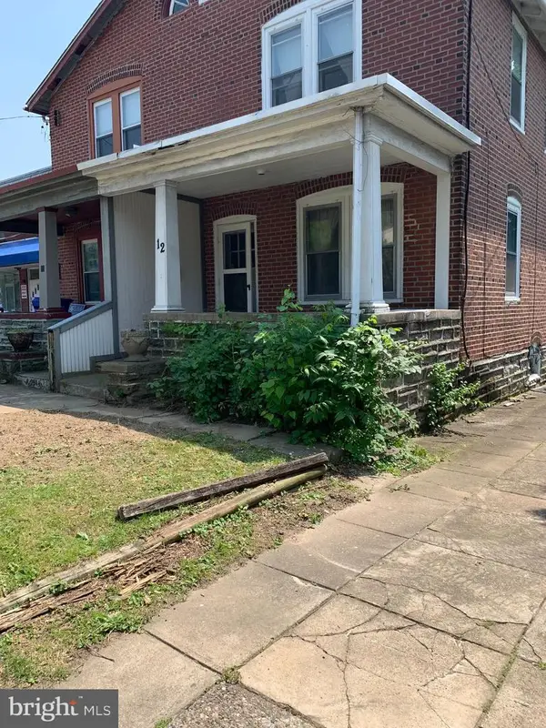 12 Township Line Rd, ELKINS PARK, PA 19027