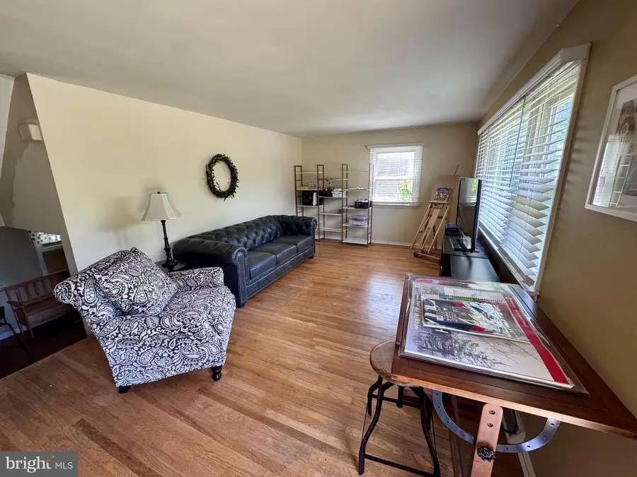 139 N Main St, Hatfield, PA 19440 - #2