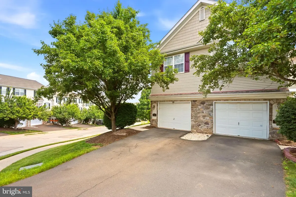 404 Fort Hill Cir, Fort Washington, PA 19034 - #1