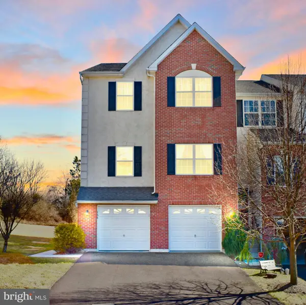 168 Stone Hill Dr Dr, POTTSTOWN, PA 19464